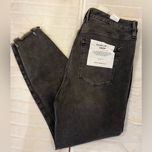 Good American Good Legs Crop